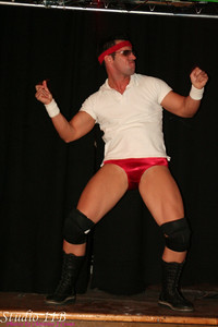 christine coons > 04 Guy vs Scotty 2 Hotty >  TRP200708310168